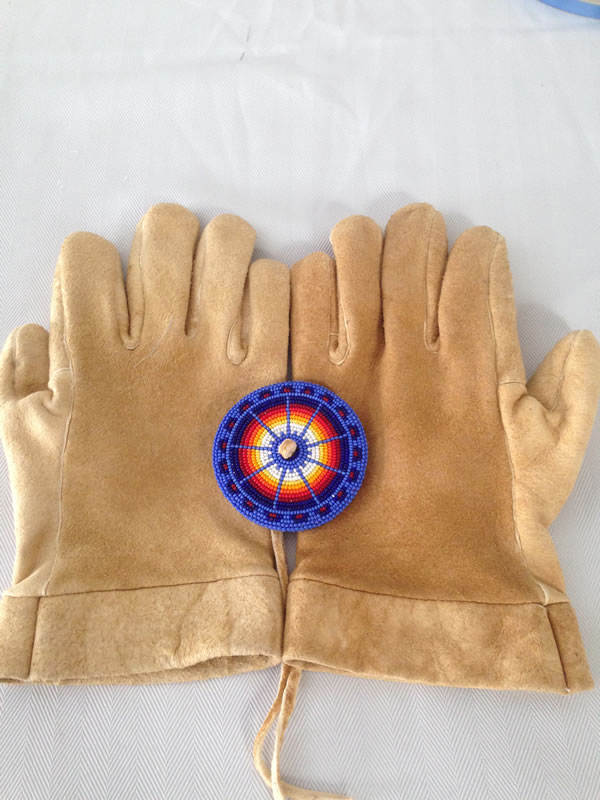 Native Nevadan Buckskin Gloves graphic.