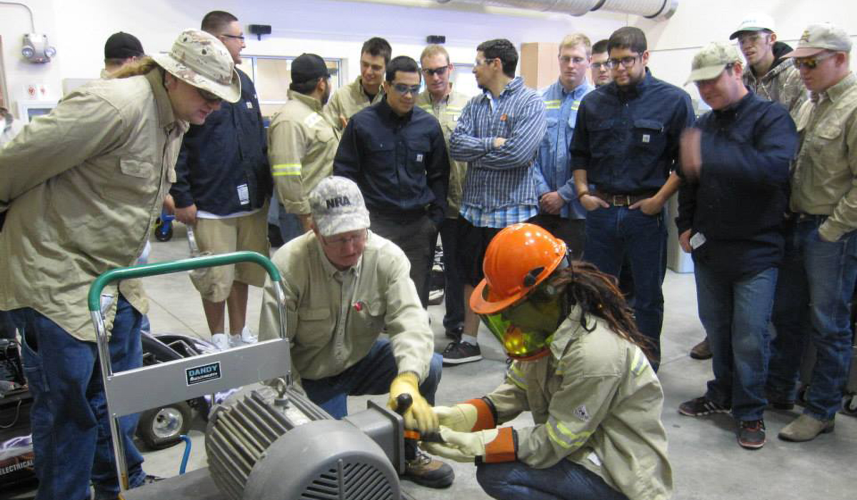 AAS in Industrial Maintenance